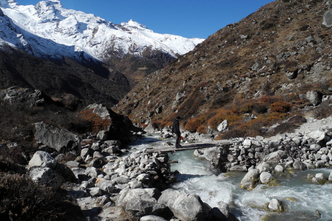 langtang trek suspension bridge