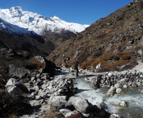 langtang trek suspension bridge