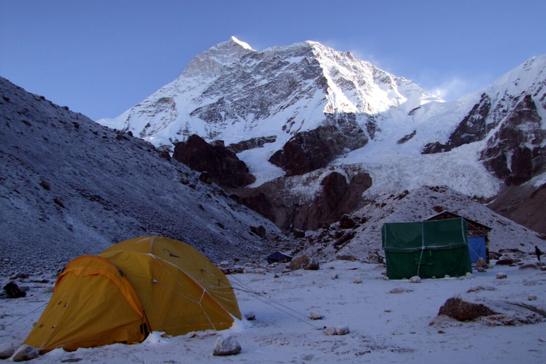 makalu base camp trek