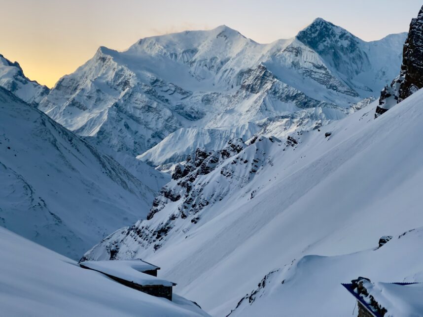 Chulu East Peak Climb & Semi Annapurna Circuit Trek