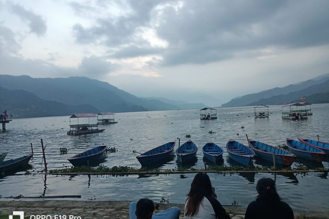 Phewa_Lake