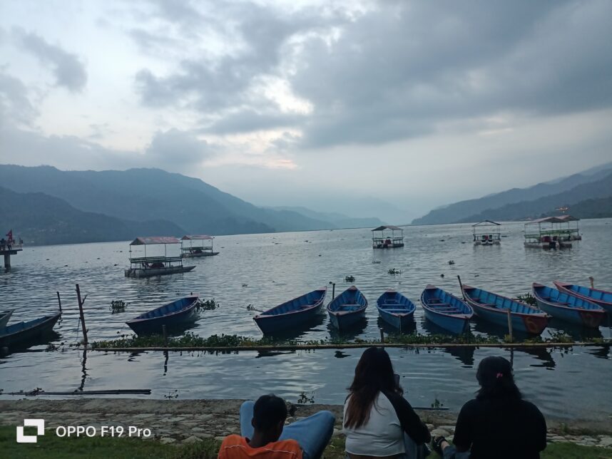 Pokhara Tour_Phewa_Lake