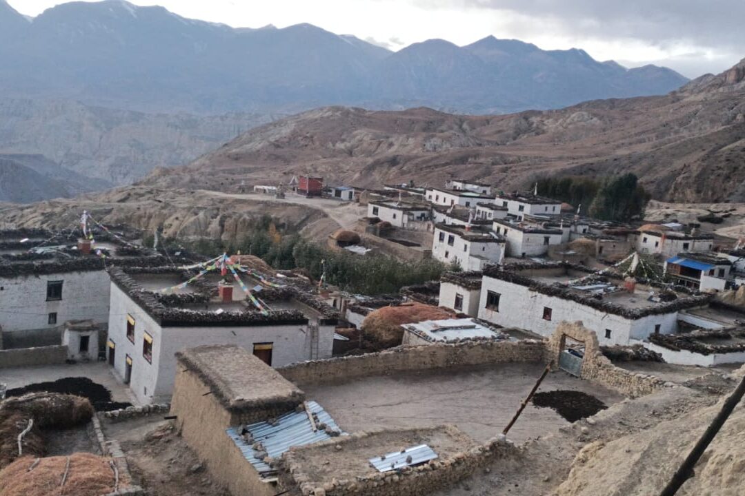 village in upper mustang