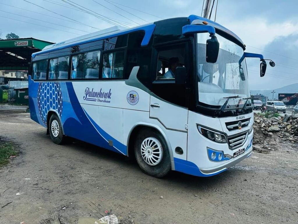 Bus - the himalayan guides