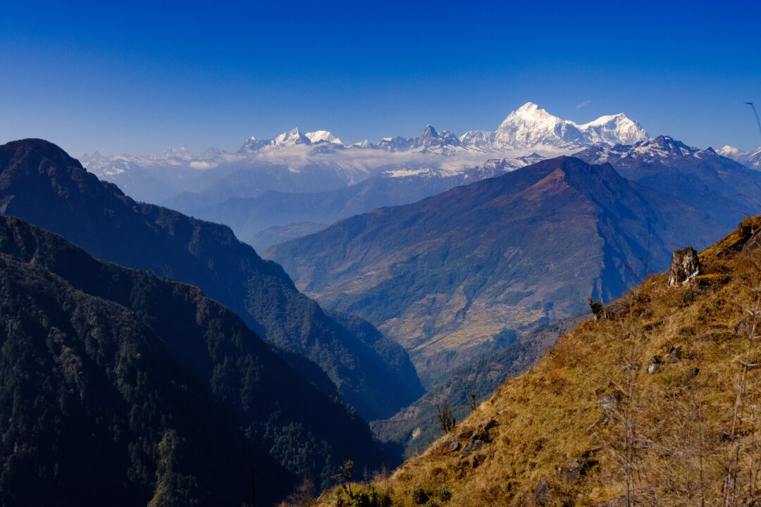 kanchenjunga mountain from far